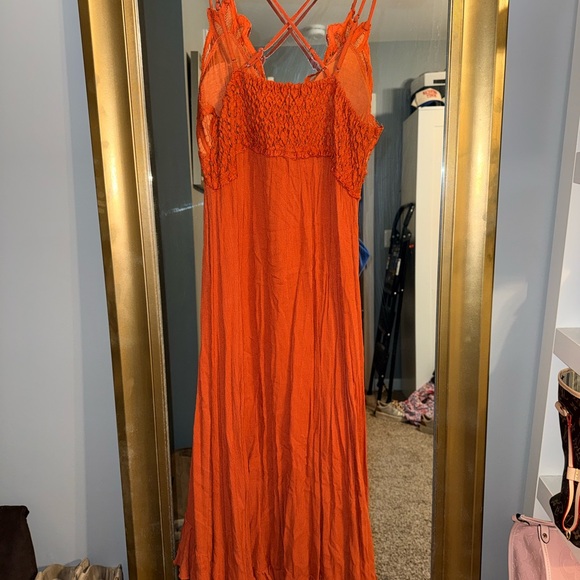 LA MIEL Rust Orange Lace Maxi Dress - Picture 5 of 5
